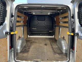 Voertuigafbeelding 4