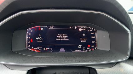 Voertuigafbeelding 4