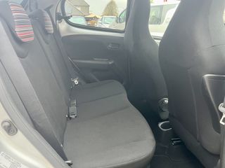 Voertuigafbeelding 24