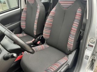 Voertuigafbeelding 4