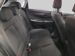 Voertuigafbeelding 13