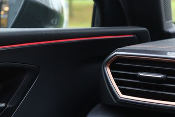 Voertuigafbeelding 18