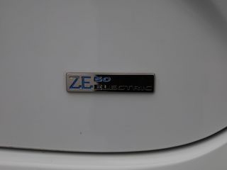 Voertuigafbeelding 35