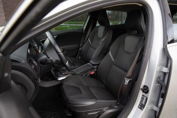 Voertuigafbeelding 5