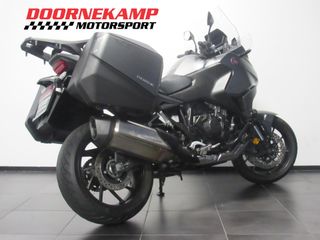 Voertuigafbeelding 5