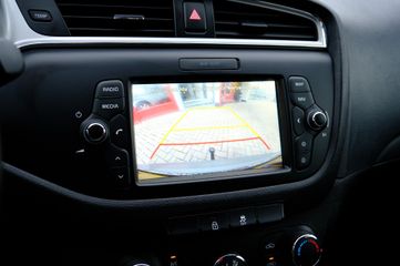 Voertuigafbeelding 12