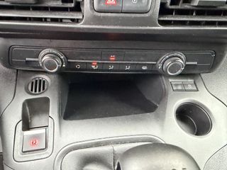 Voertuigafbeelding 38