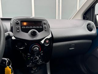 Voertuigafbeelding 15