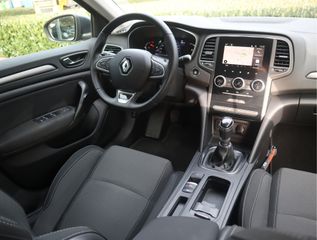 Voertuigafbeelding 2