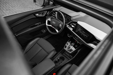 Voertuigafbeelding 8