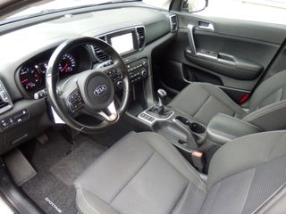 Voertuigafbeelding 6