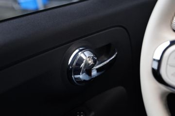 Voertuigafbeelding 25