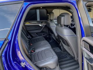 Voertuigafbeelding 104