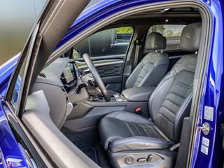 Voertuigafbeelding 12