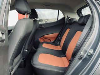 Voertuigafbeelding 9