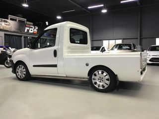 Voertuigafbeelding 2