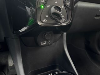 Voertuigafbeelding 8