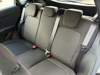 Voertuigafbeelding 8