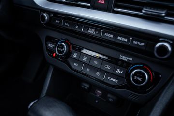 Voertuigafbeelding 25