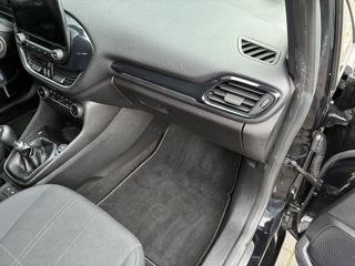 Voertuigafbeelding 30