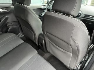 Voertuigafbeelding 35