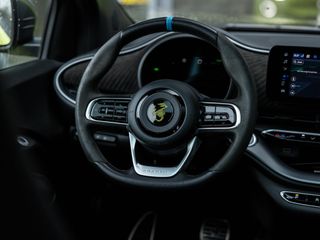 Voertuigafbeelding 20