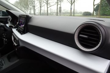 Voertuigafbeelding 11