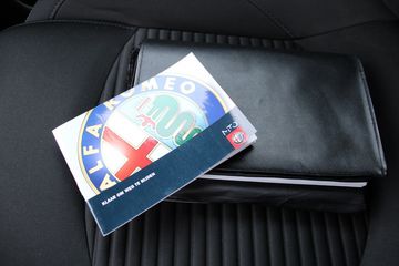 Voertuigafbeelding 19