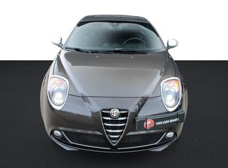 Voertuigafbeelding 2