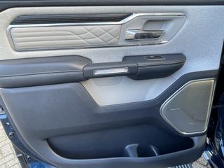 Voertuigafbeelding 36