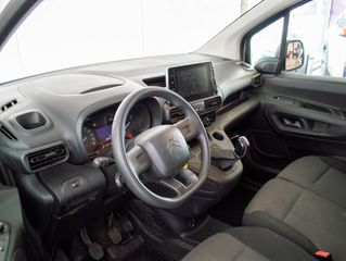 Voertuigafbeelding 12