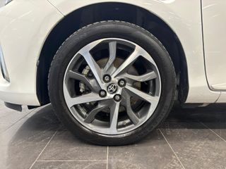 Voertuigafbeelding 13