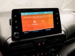 Voertuigafbeelding 25