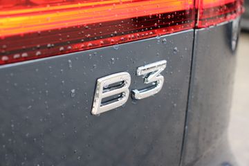 Voertuigafbeelding 37