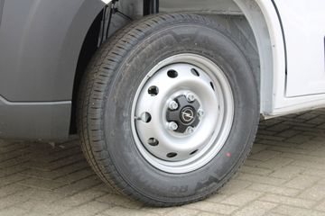 Voertuigafbeelding 6