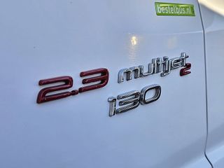 Voertuigafbeelding 17