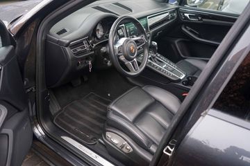 Voertuigafbeelding 13