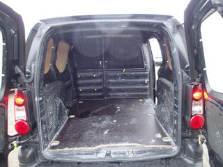 Voertuigafbeelding 10