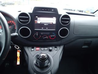 Voertuigafbeelding 15