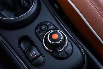 Voertuigafbeelding 19