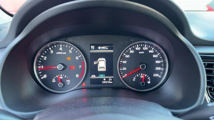 Voertuigafbeelding 4