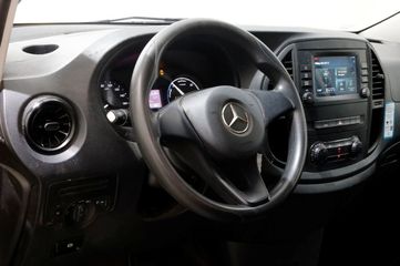 Voertuigafbeelding 13