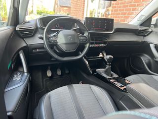 Voertuigafbeelding 2