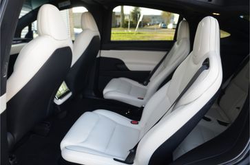 Voertuigafbeelding 6