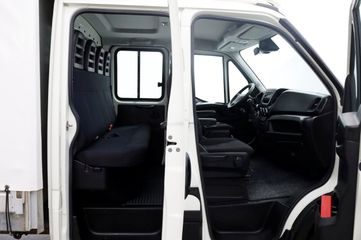 Voertuigafbeelding 4