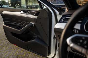 Voertuigafbeelding 32