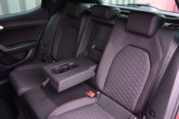 Voertuigafbeelding 10