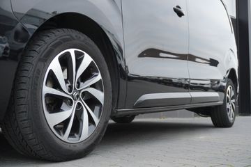 Voertuigafbeelding 8