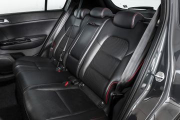 Voertuigafbeelding 7