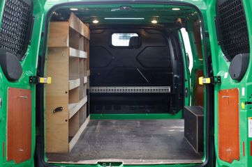 Voertuigafbeelding 4